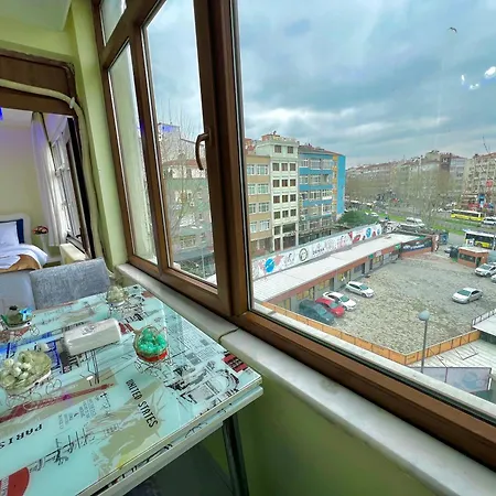 Istanbul'un Kral Dairesi Asansorlu 2 Klimali