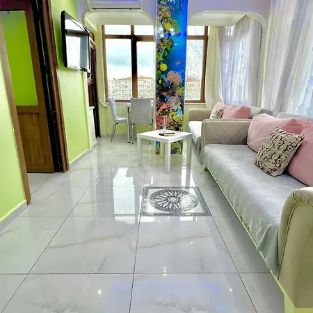Apartament Istanbul'un Kral Dairesi Asansorlu 2 Klimali Stambuł